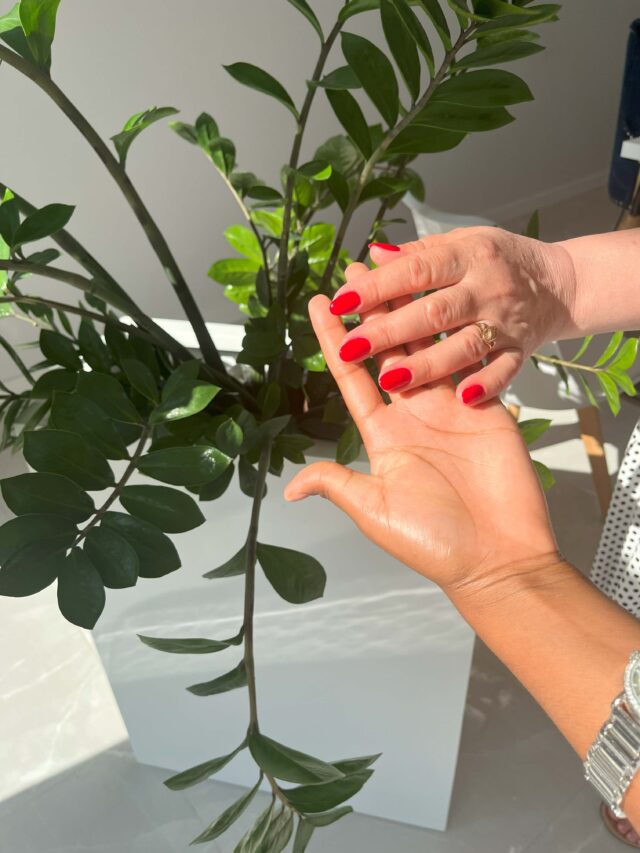 Manicure Hybrydowy Lipiec